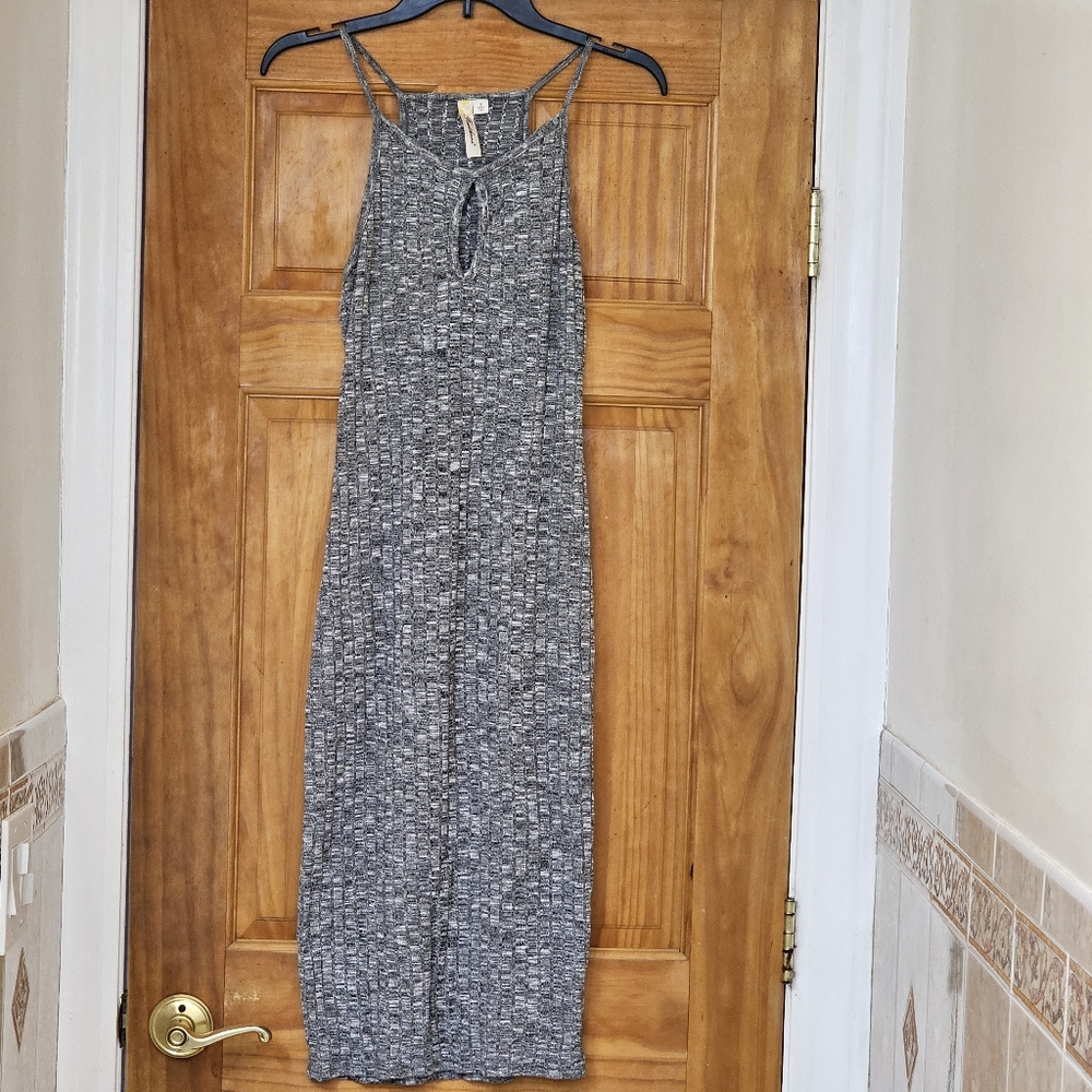 Feathers Women's Gray Spaghetti Strap Bodycon Ribbed Dress With Keyhole Front